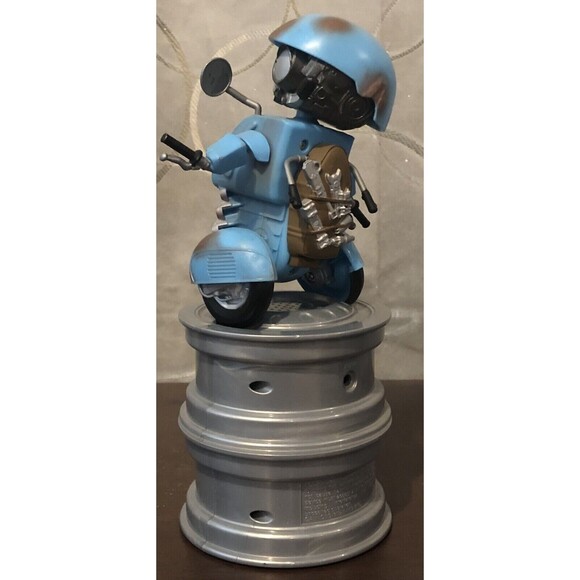 Transformers Dancing Autobot Sqweeks The Last Knight RC Toy Figure Hasbro - Picture 4 of 11